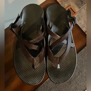 Chaco Black Sandals Flip Flops Sz 10